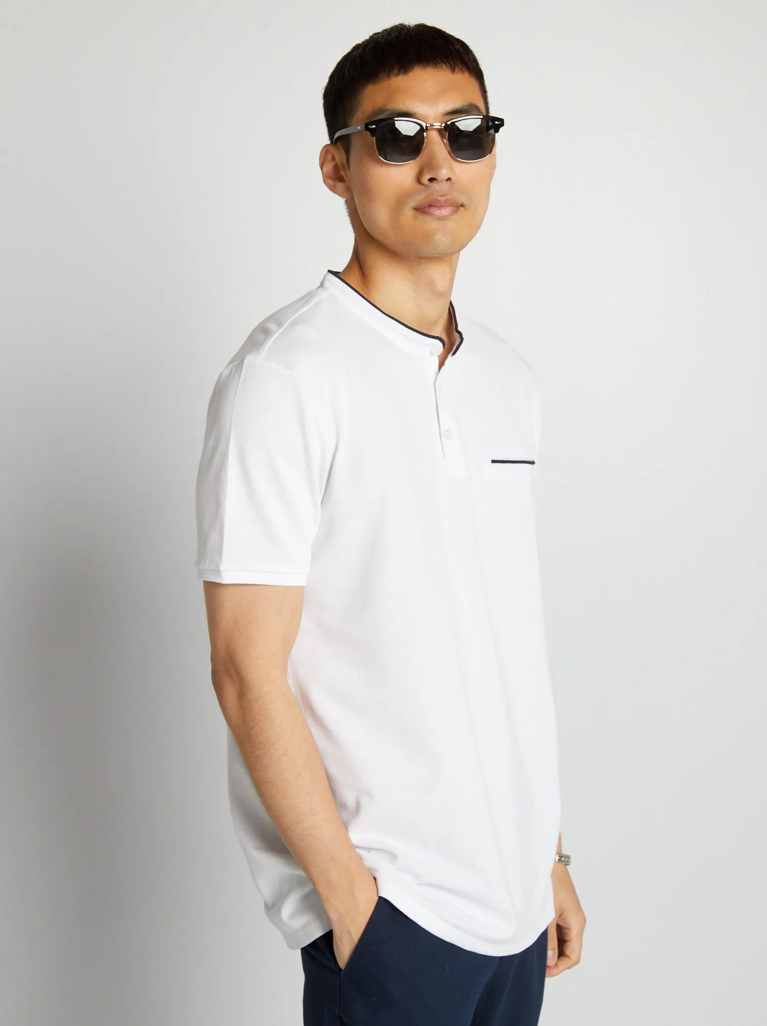 Polo con collo alla coreana in piqué di cotone - BIANCO